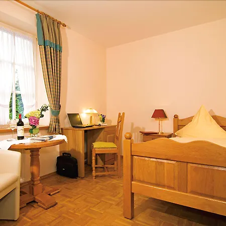 Wardenburger Hof Szálloda 3*