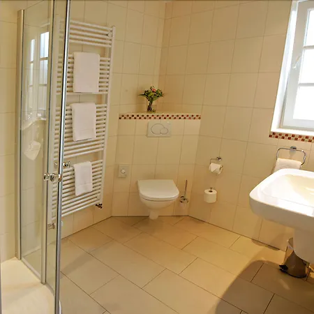 Wardenburger Hof 3*