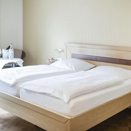 Wardenburger Hof 3*